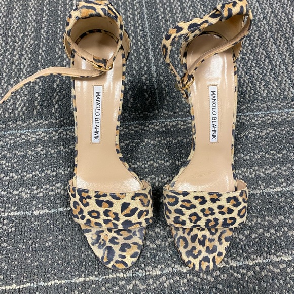 Manolo Blahnik Chaos Suede Leopard Print High Heel Sandals Size 38.5 - Picture 2 of 7